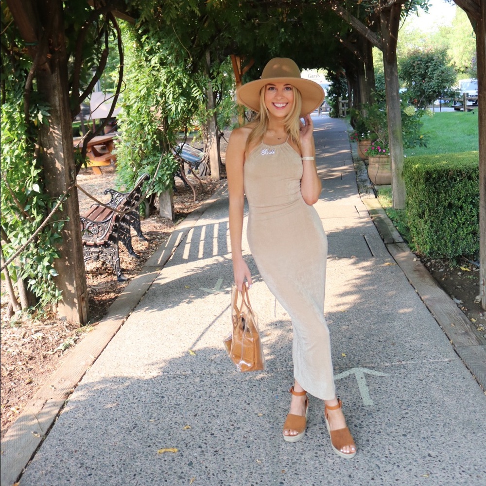 Pepper Mayo tan, midi dress size US 2